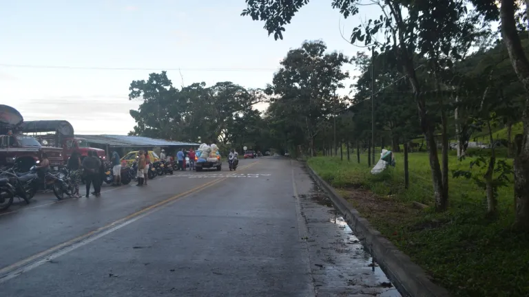Tras 17 días de bloqueo, habilitan la vía que comunica al norte de Caquetá