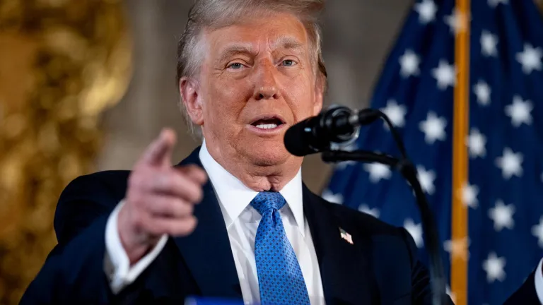 Trump dice que convertir  Canadá en un estado de Estados Unidos es una idea excelente