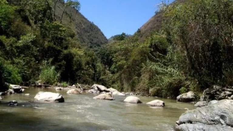 Alerta en Bucaramanga por presencia de mercurio en río que abastece el acueducto