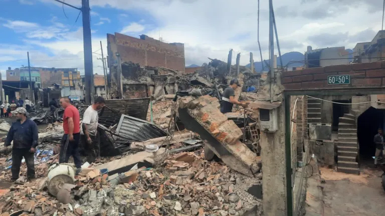 Incendio en Meissen: Claudia López visitó a familias afectadas