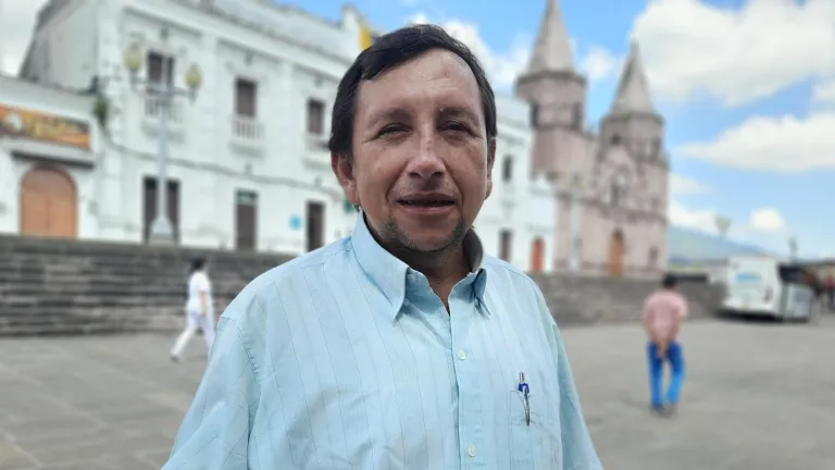 Historias de vida en Santander: defensor de derechos humanos Víctor Oviedo