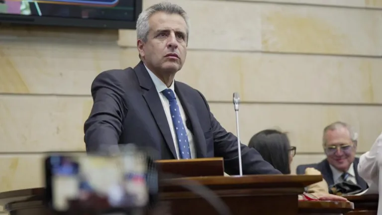 Mininterior desautoriza informe sobre candidatos inhabilitados