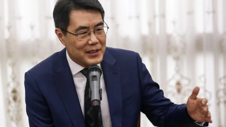 Embajador chino en Colombia habló sobre la visita de Petro a su país