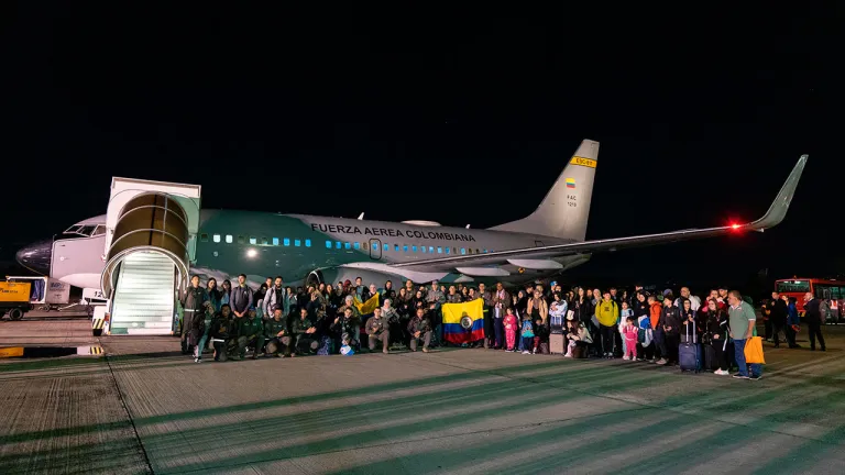 Líbano: llegó segundo vuelo humanitario a Bogotá