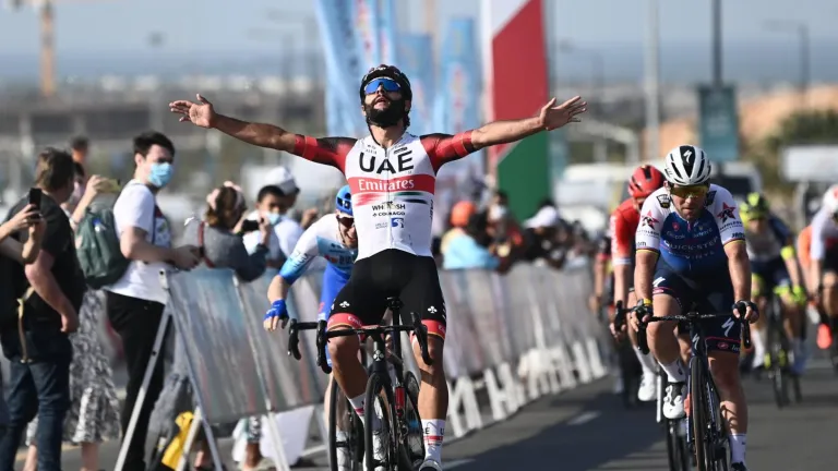 Fernando Gaviria sufrió accidente en Bélgica