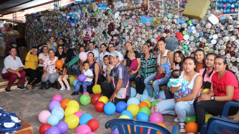 La líder ambiental que a través del reciclaje quiere construir casas en BriceñoLa líder ambiental que a través del reciclaje quiere construir casas en Briceño