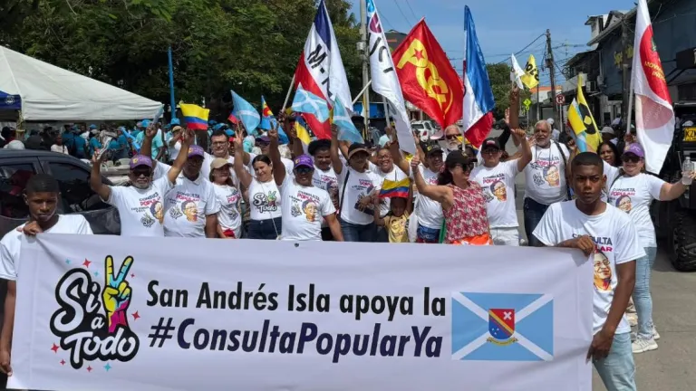 San Andrés se instaló el primer comité para la consulta popular