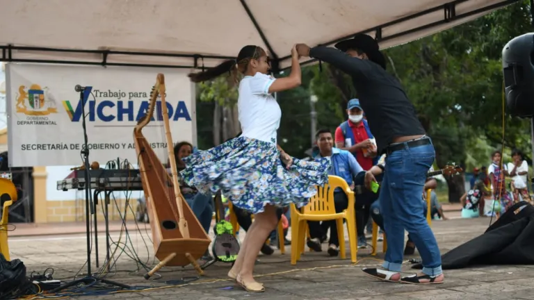 En cotizas y al ritmo de joropo se rescata la “identidad vichadense”