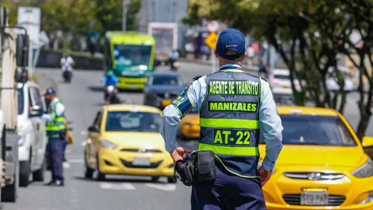 Pico y placa Eje Catefero HOY: lunes 16 a viernes 20 septiembre 2024