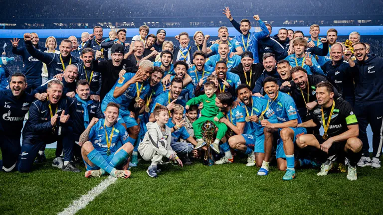 Wilmar Barrios se proclama campeón con el Zenit