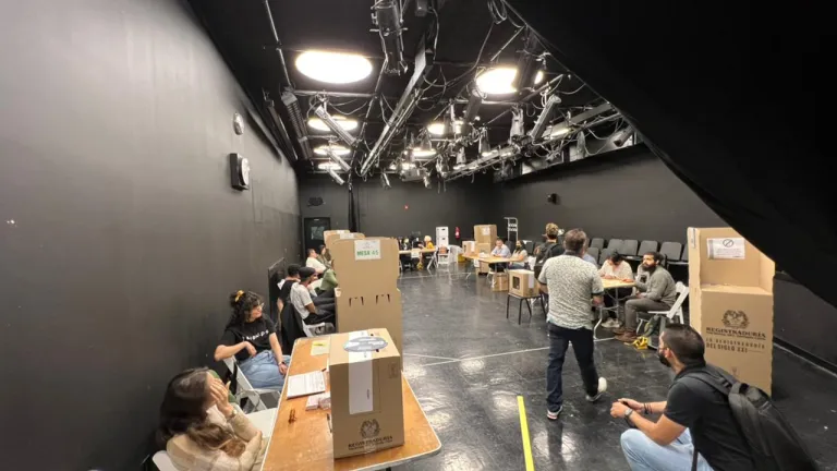 Votaciones de colombianos en el exterior