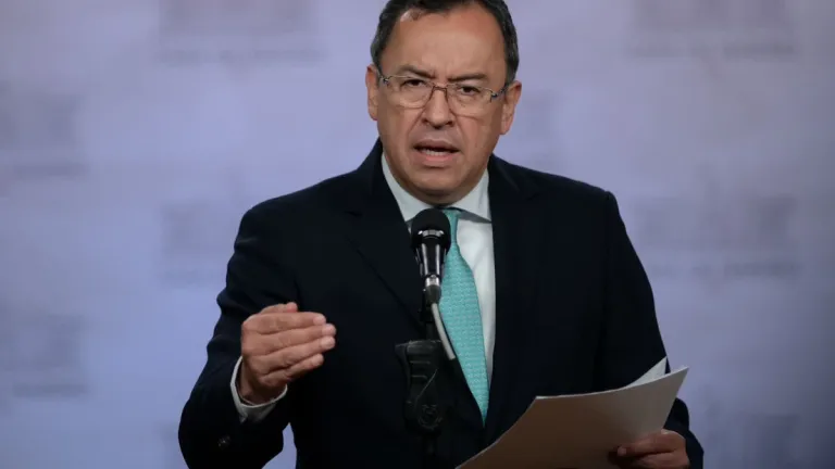 Gobierno Petro lanza ofensiva contra grupos ilegales en fronteras