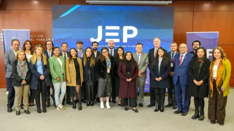 Fiscalía de la CPI respalda avances del Gobierno y la JEP
