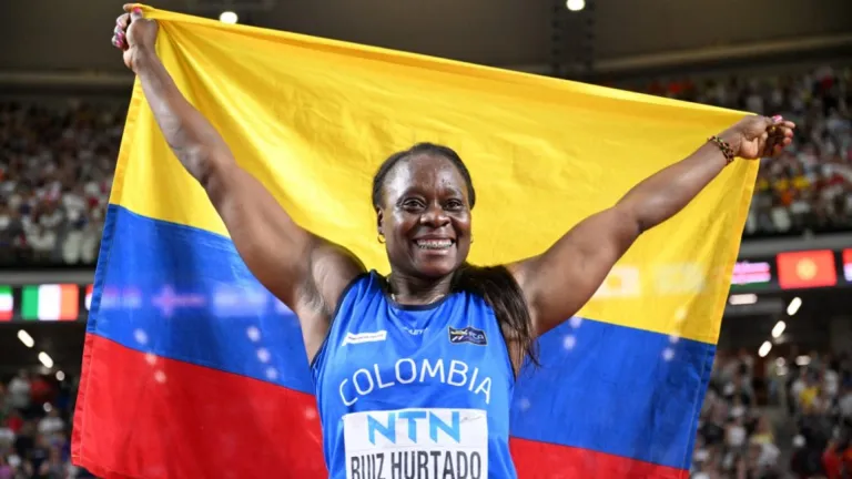 Flor Denis Ruiz ganó plata en lanzamiento de jabalina