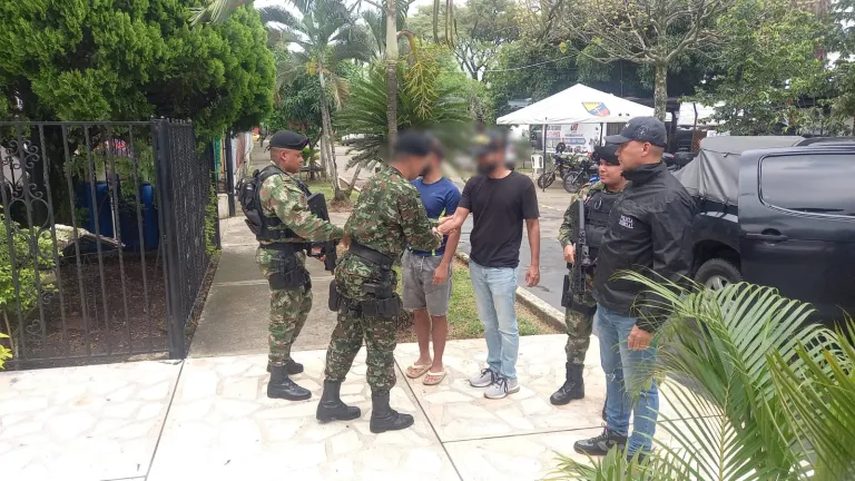 Liberados dos ciudadanos canadienses secuestrados en Cali