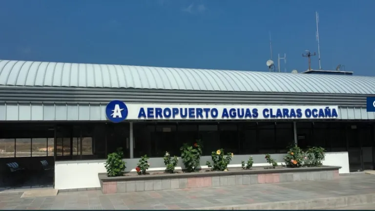 Con cinco artefactos explosivos atentaron contra el aeropuerto de Ocaña
