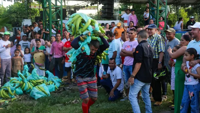 Concurso Puerto Santander: costumbres campesinos plataneros