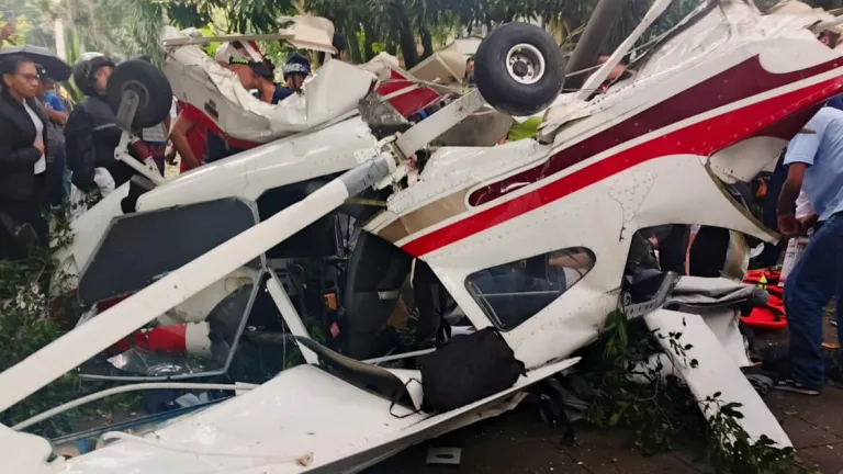 Accidente Medellín avioneta: análisis cómo el piloto evitó una tragedia 