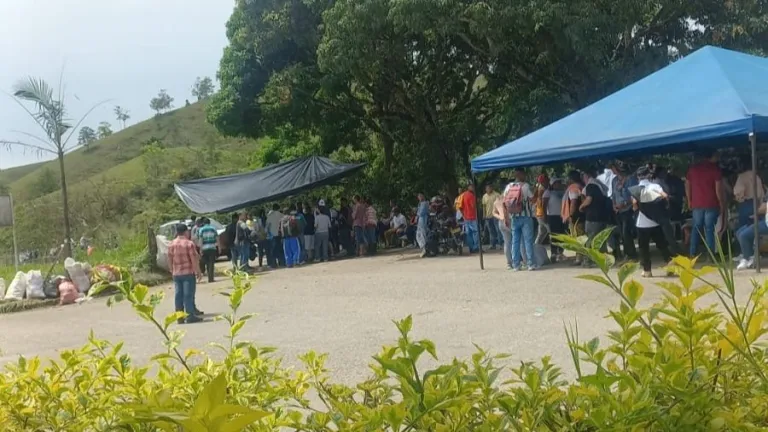 Paro minero: manifestantes bloquean vías en el Bajo Cauca antioqueño