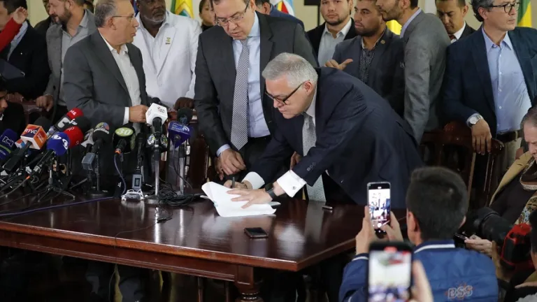 Proyecto de ley de sometimiento a la justicia 