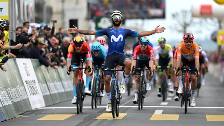 Fernando Gaviria ganó la última etapa del Tour de Romandía 
