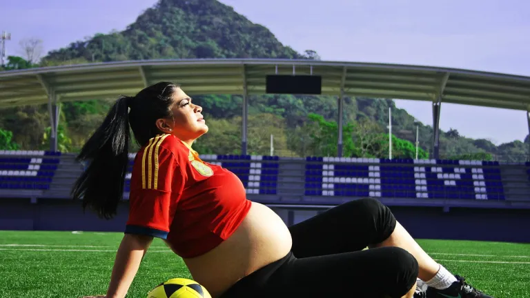 Maternidad y fútbol