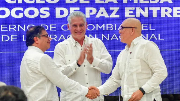 El cese bilateral al fuego entre el presidente Petro y el Eln recibe respaldo en Colombia
