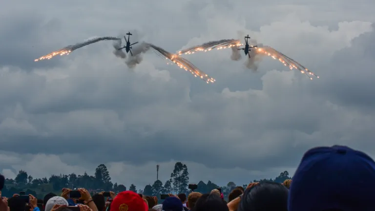 Accidente aéreo en Colombia: dos aeronaves T-27 Tucano colisionan en la Base Aérea de Apiay, Meta