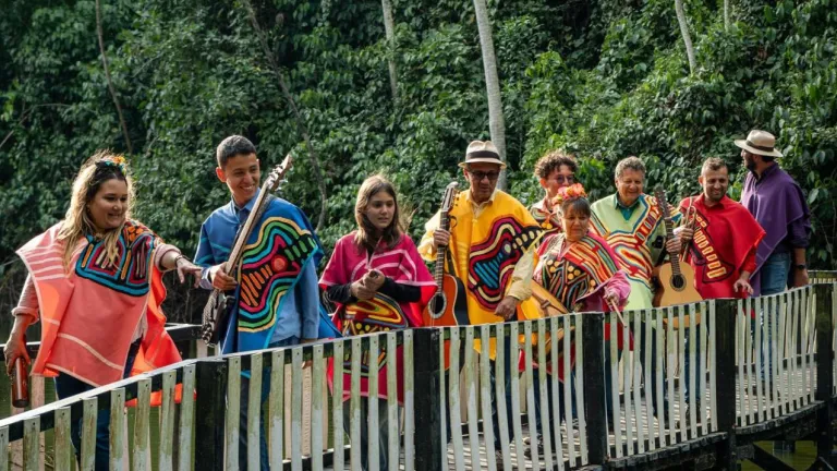 'Planeta agua' del Grupo Bandola llega al Miércoles de Descarga