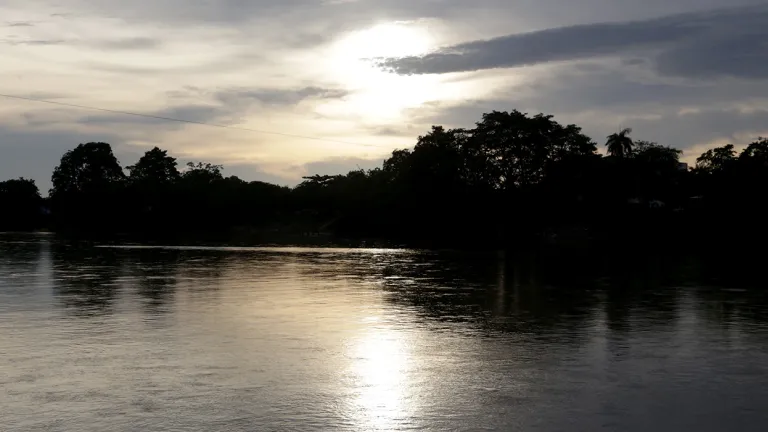 Miles de familias en Córdoba podrían quedar incomunicadas por erosión del río Sinú