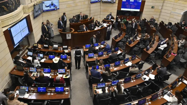 Último debate reforma laboral: críticas Pacto Histórico