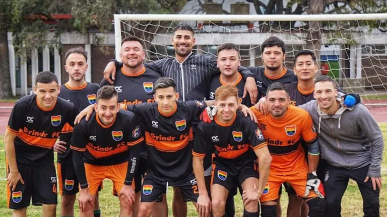 Grindr F.C.: el club de fútbol gay que promueve la inclusión en Argentina