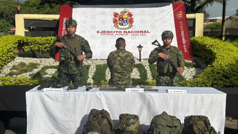 Ejército da de baja a miembro del “Adán Izquierdo” en Palmira