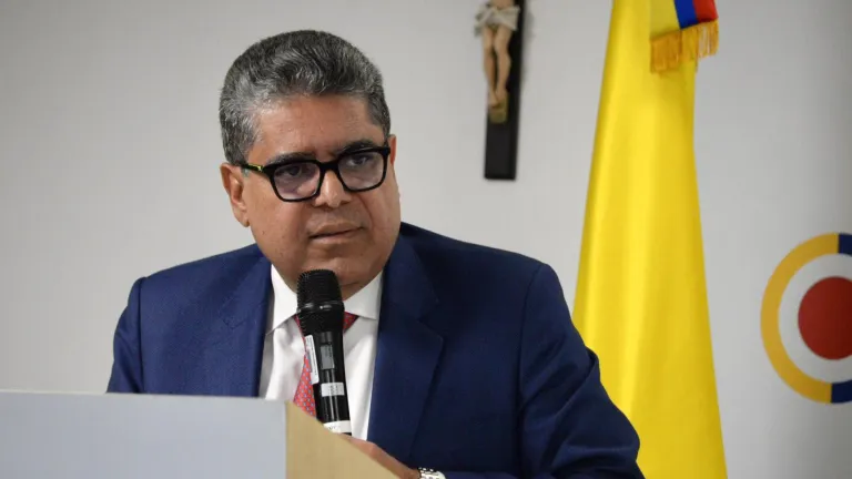 Elefantes blancos en Colombia: casos denunciados por Contraloría 