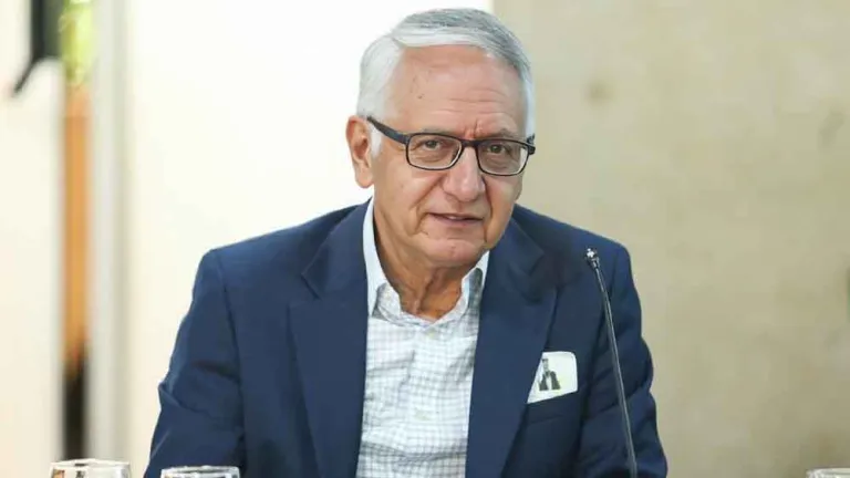 Ministro de Salud denuncia presunto desvío de recursos en AsmetSalud por fallos judiciales en Antioquia