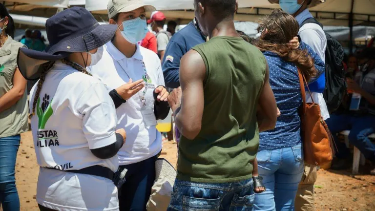 Migrantes venezolanos y cubanos 