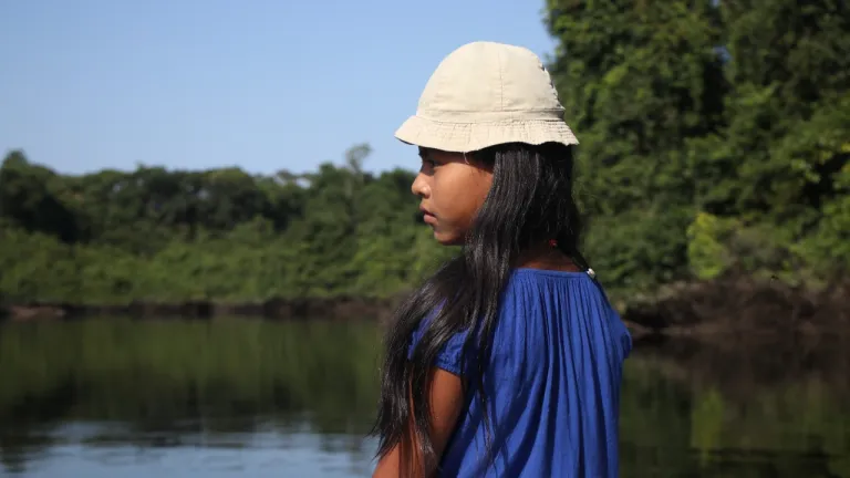 Leyendas sobre los delfines rosados en Puerto Leguízamo, Putumayo