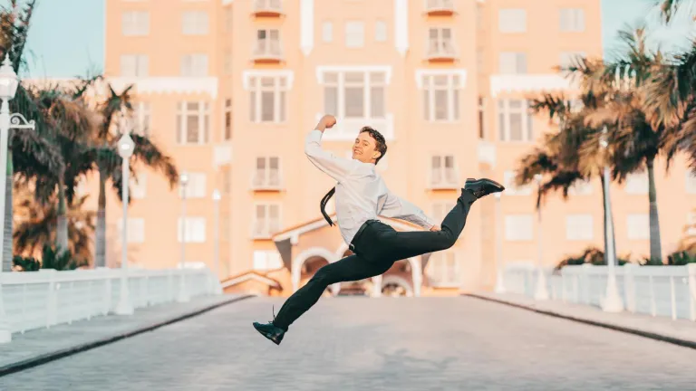 Daniel Ayala: bailarín de ballet profesional ganador de títulos