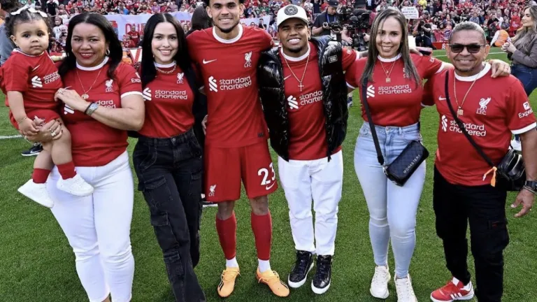 La familia de Luis Díaz, constructores de paz a través de la cultura y el deporte