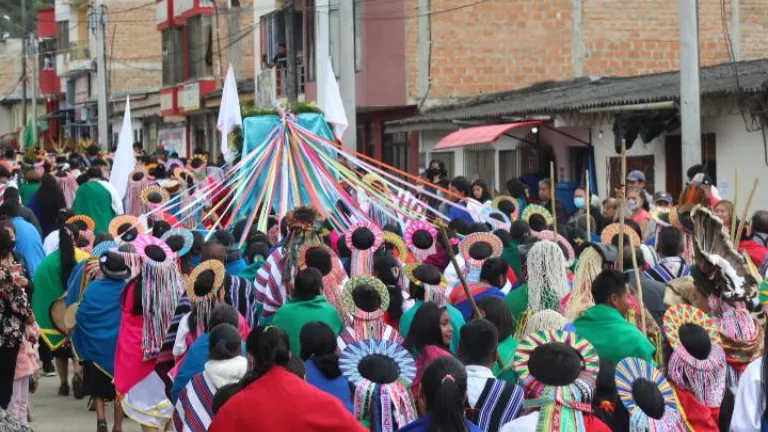 ¡Prográmate! No te pierdas la 'Feria de las lenguas nativas, memoria viva de los pueblos'