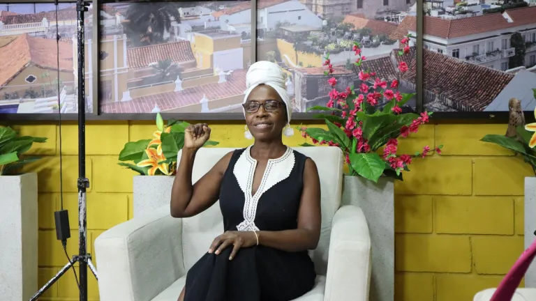 Cha Dorina Hernández, la primera mujer palenquera en llegar al Congreso