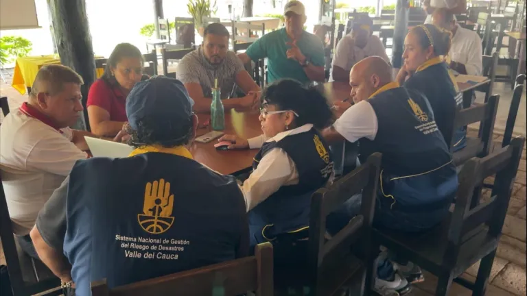 ideam alerta sobre riesgos por la temporada de lluvia en Valle del Cauca
