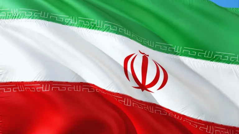 Irán pone a sus tropas en máximo potencial ante amenazas de EE. UU. e Israel