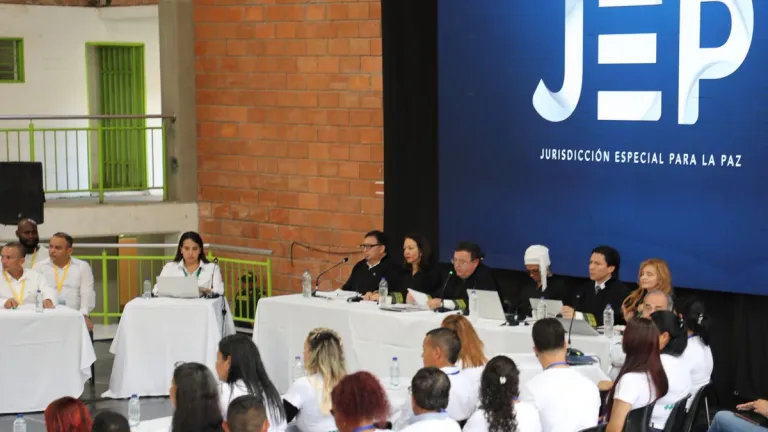 Transmisión en vivo audiencia pública de la JEP en Dabeiba 29 de junio de 2023