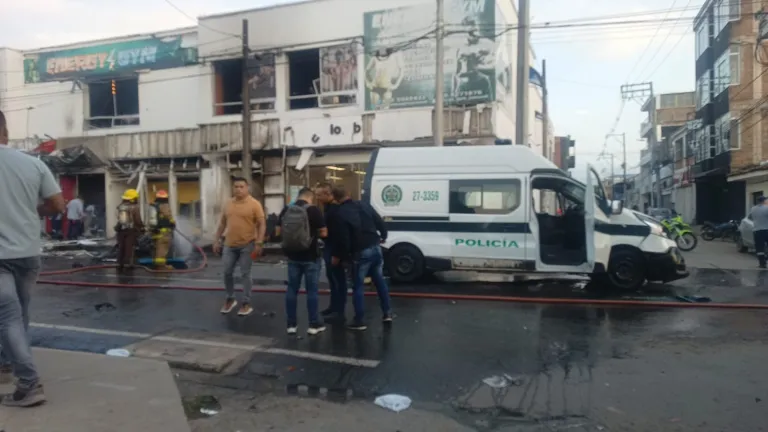 moto bomba en Jamundí hoy: lesionados y daños 