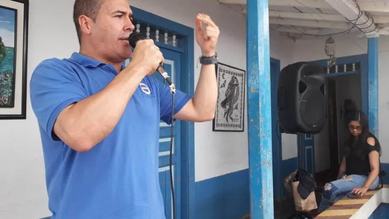 Miembros del Clan del Golfo habrían retenido y robado al alcalde de Betulia, Antioquia
