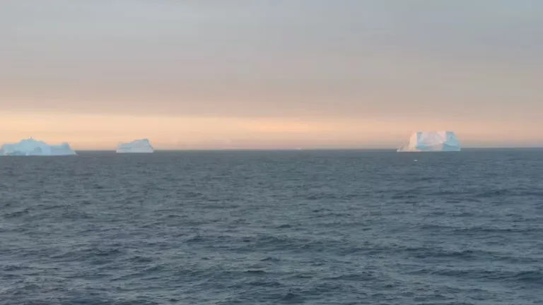 La Antártida y su océano: cuatro siglos de exploraciones y desafíos