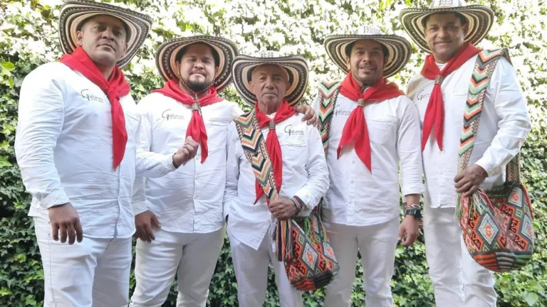 Estreno musical Adriana Lucía y los Gaiteros de San Jacinto