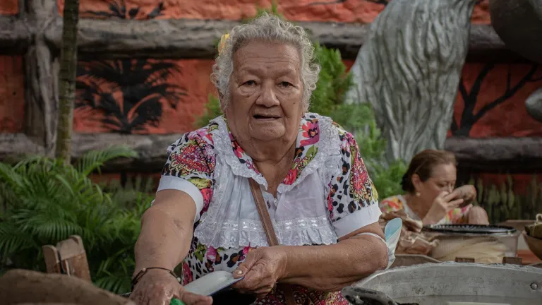Conoce a las matronas de Arauca y sus saberes ancestrales del territorio