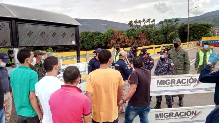 Representante de Maduro en Táchira apoya reapertura de la frontera